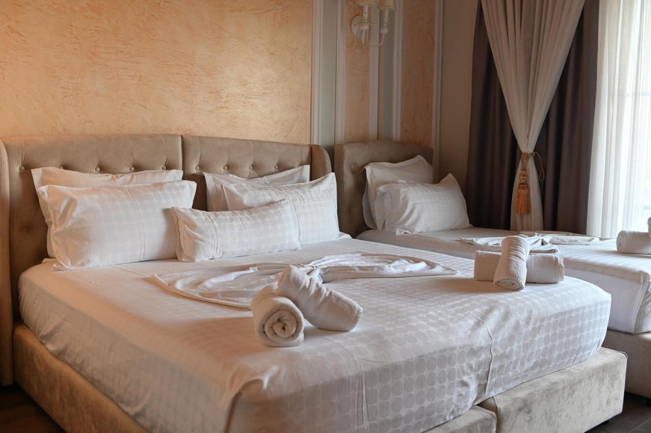 Hotel Onufri Golem  Bagian luar foto