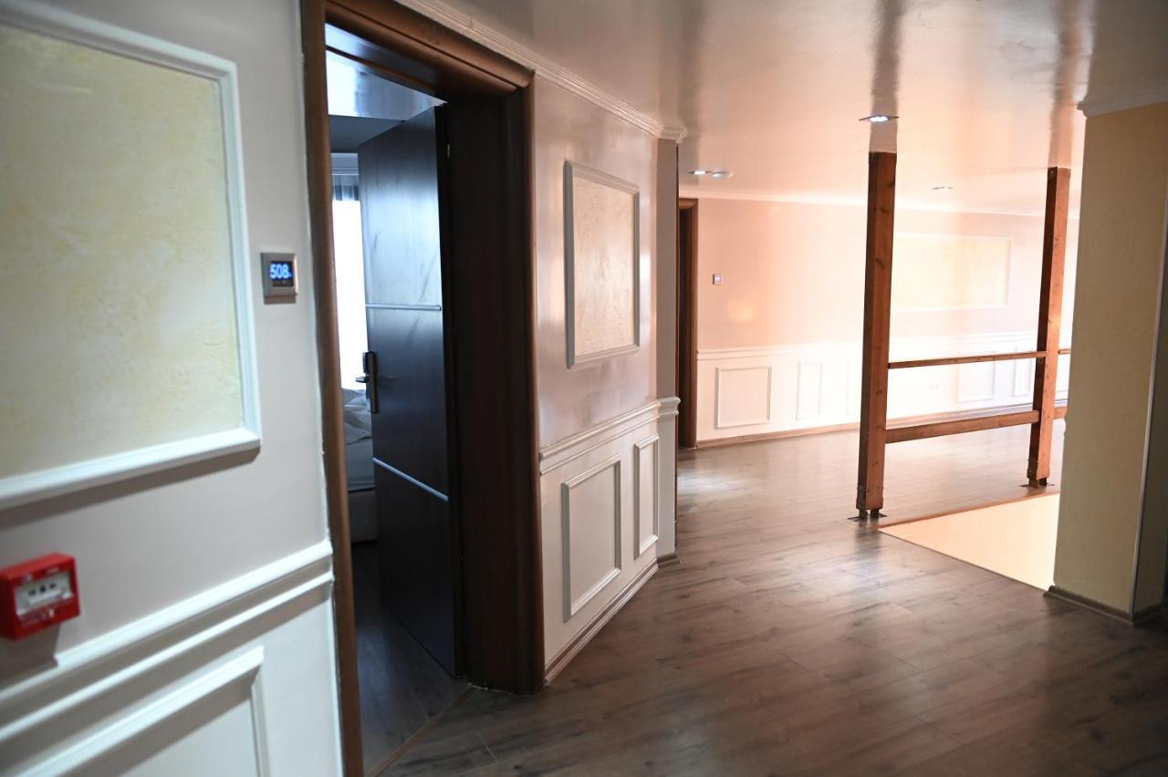 Hotel Onufri Golem  Bagian luar foto