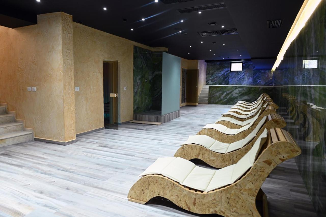 Hotel Onufri Golem  Bagian luar foto