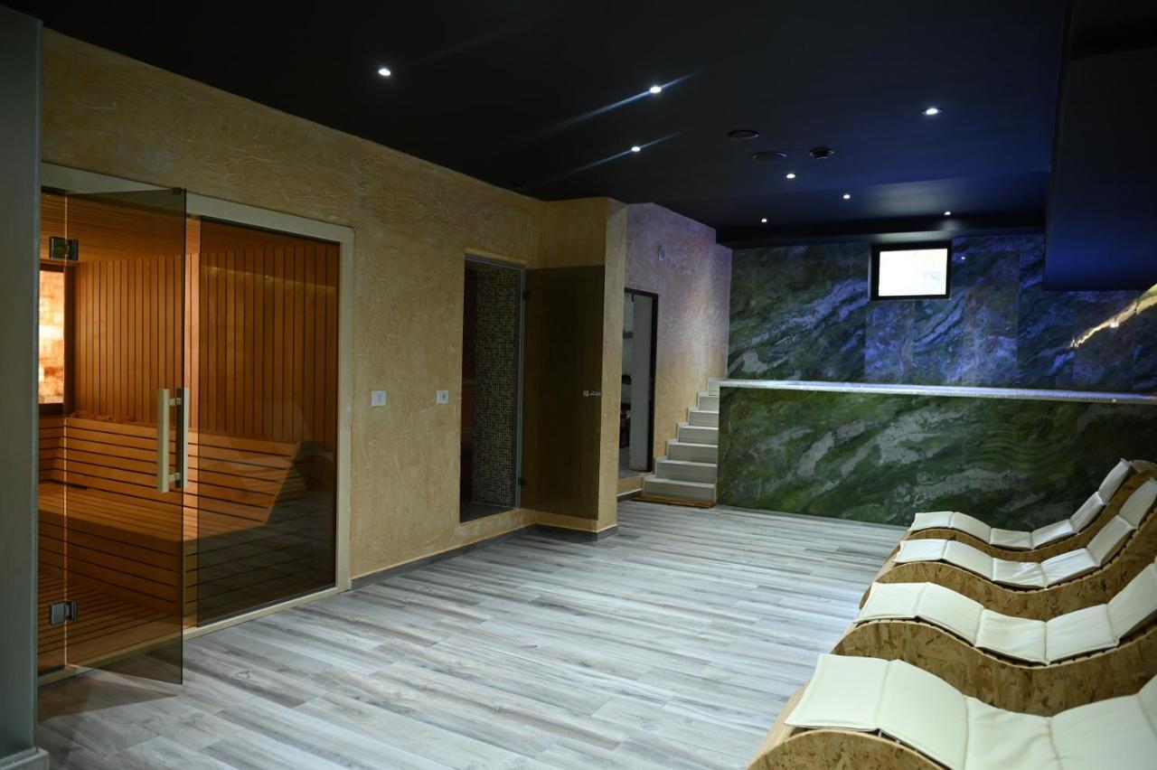 Hotel Onufri Golem  Bagian luar foto