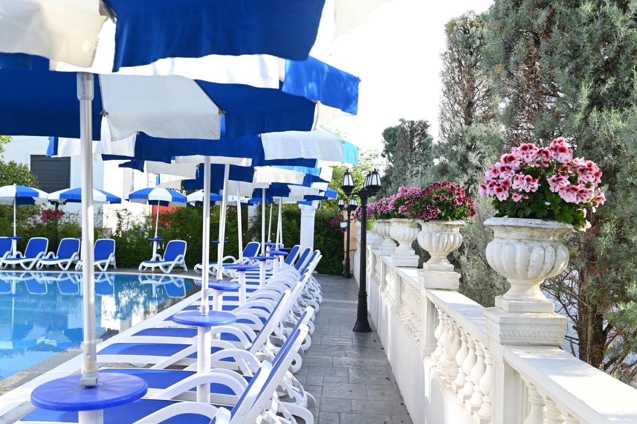 Hotel Onufri Golem  Bagian luar foto